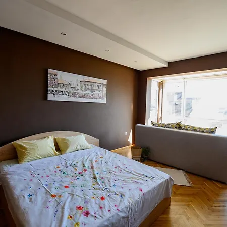 Art Space Apartment *